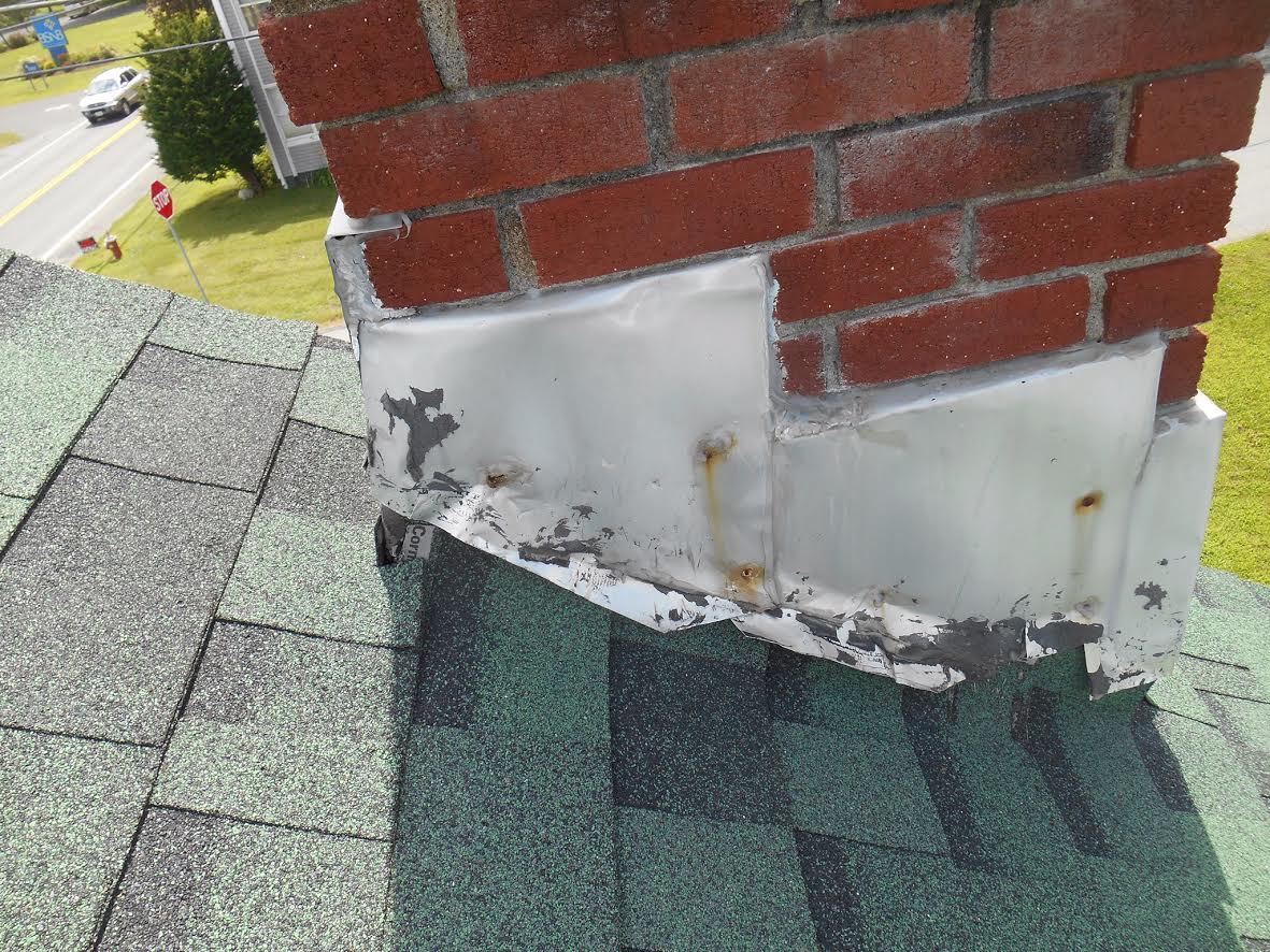 Bad chimney flashing