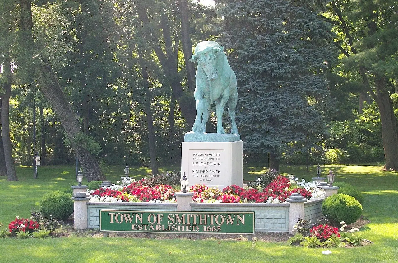 Whisper the Smithtown Bull